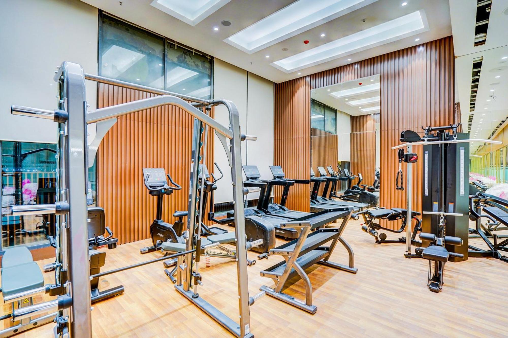Sunday Hotels And Residences Gurgaon Extérieur photo